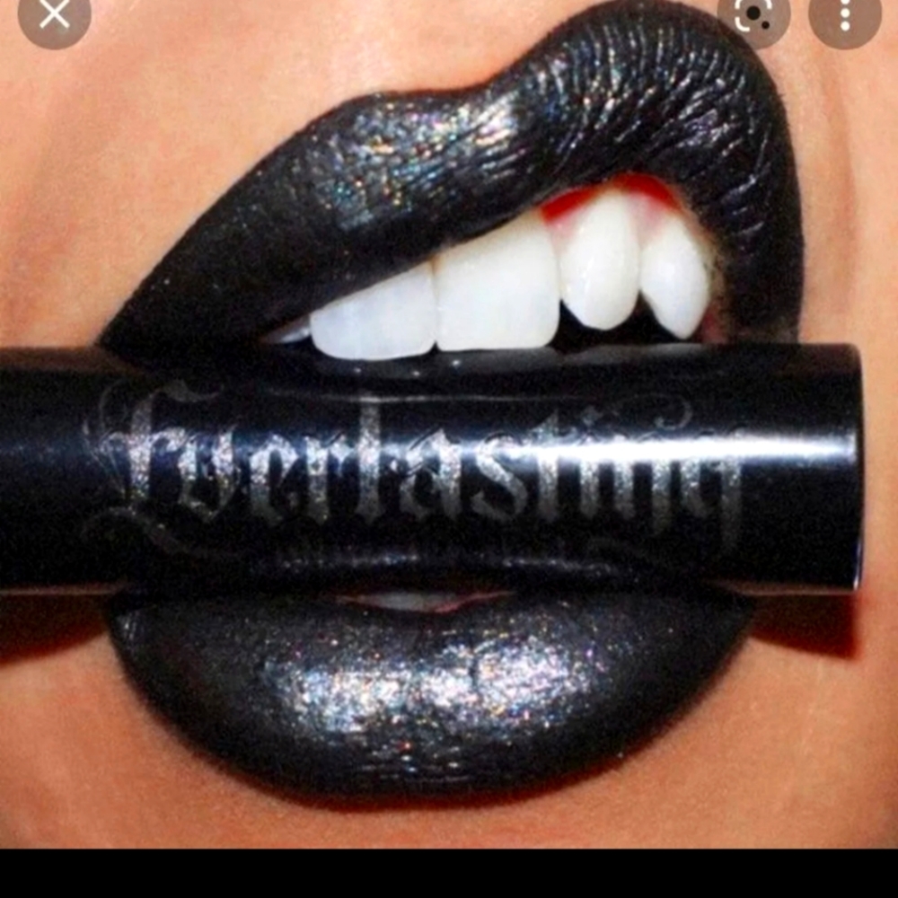 Kat Von D Everlasting Glimmer Veil liquid lipstick - WIZARD